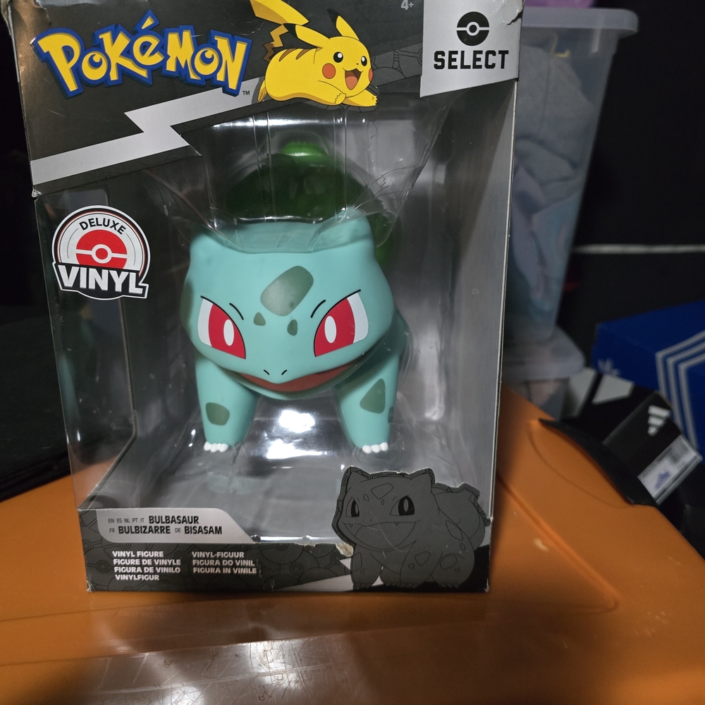 Pokémon Select Deluxe Vinyl Bulbasaur Figure - Teal & Green  Not A Tiny Toy